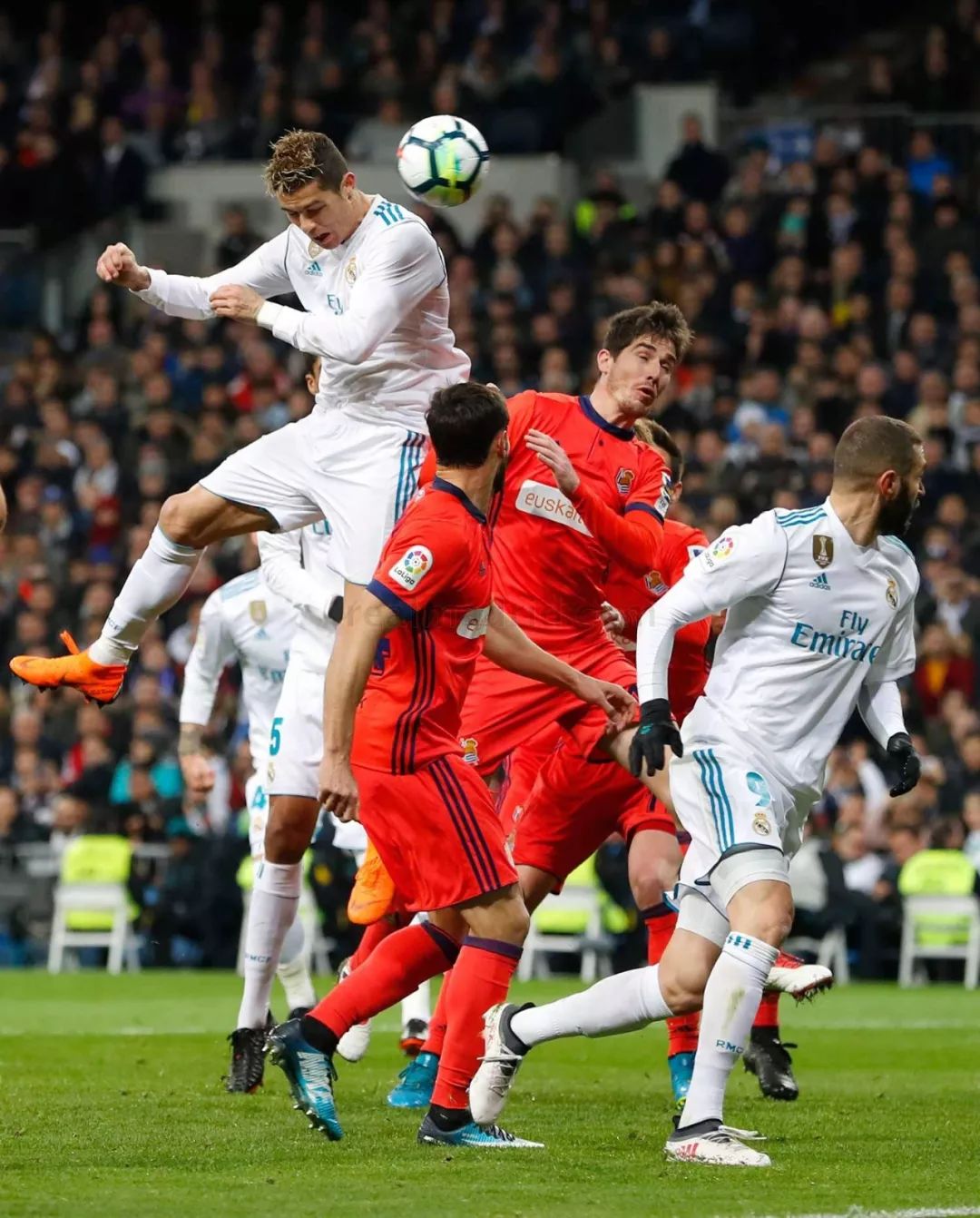 来分析法拉 来分析法拉