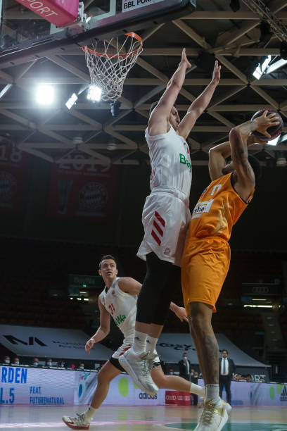 表现强劲 表现强劲